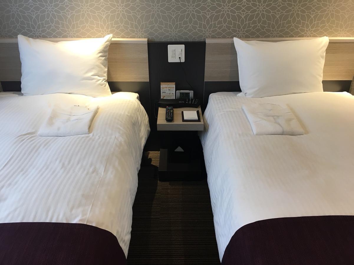 Kuretake Sakaisuji Honmachi 4* Ōsaka
